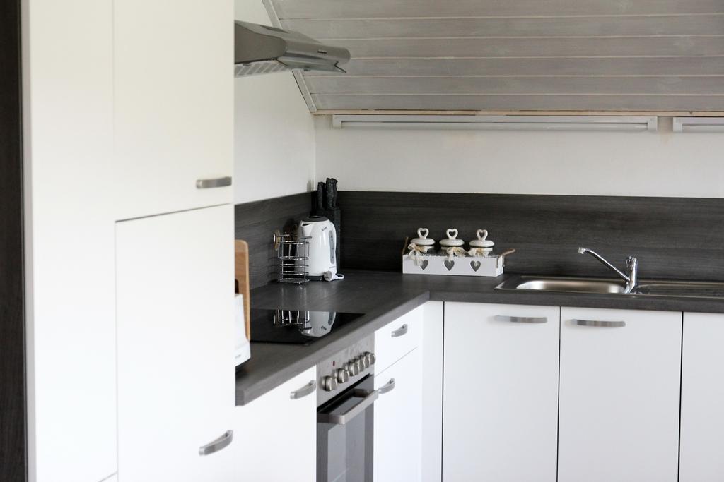 Lake House Apartment เมดโวเด ภายนอก รูปภาพ