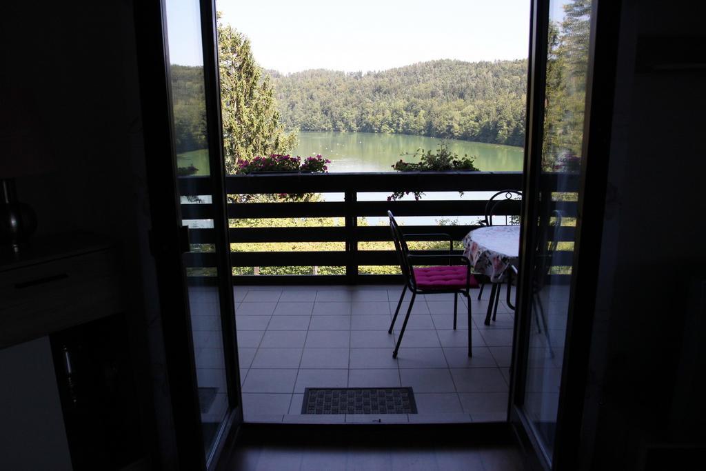 Lake House Apartment เมดโวเด ภายนอก รูปภาพ