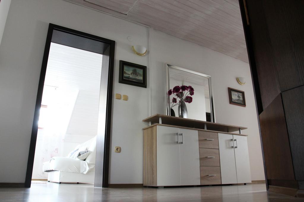 Lake House Apartment เมดโวเด ภายนอก รูปภาพ