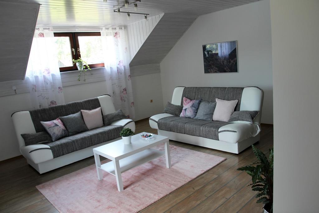 Lake House Apartment เมดโวเด ภายนอก รูปภาพ