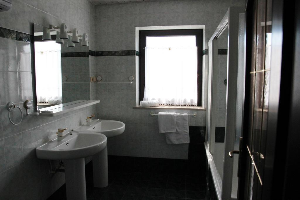 Lake House Apartment เมดโวเด ภายนอก รูปภาพ