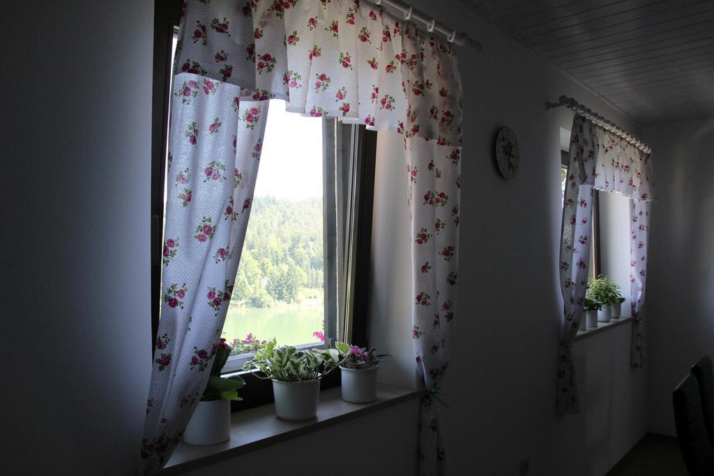 Lake House Apartment เมดโวเด ภายนอก รูปภาพ